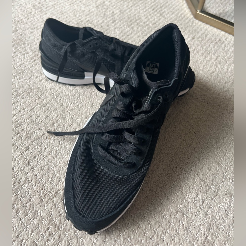 NWT Nike sneakers